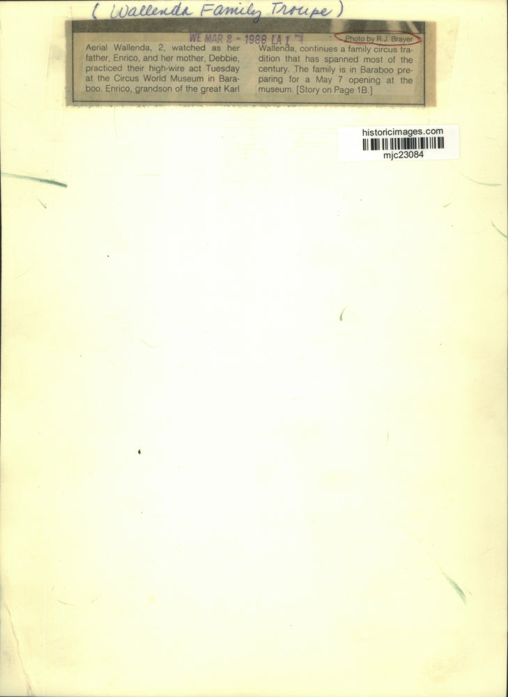 1988 Press Photo Enrico and Debbie Wallenda practice high-wire act in Baraboo