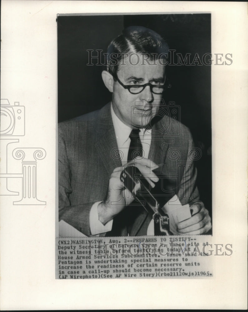 1965 Press Photo Deputy Secretary Defense Cyrus R. Vance testifies in Washington- Historic Images