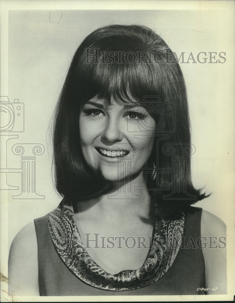 1966 Press Photo Actress Shelly Fabores - mjc23342- Historic Images