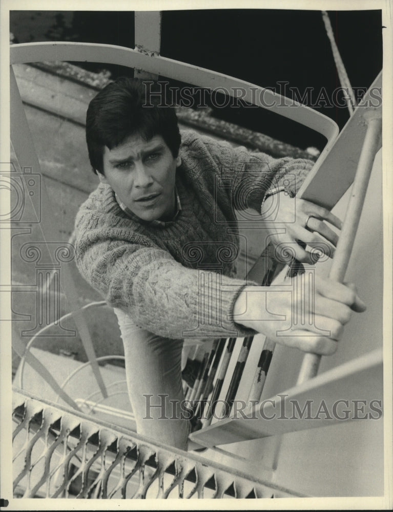 1983 Press Photo Tim Matheson stars in the series &quot;Tucker&#39;s Witch&quot; - mjc23549- Historic Images
