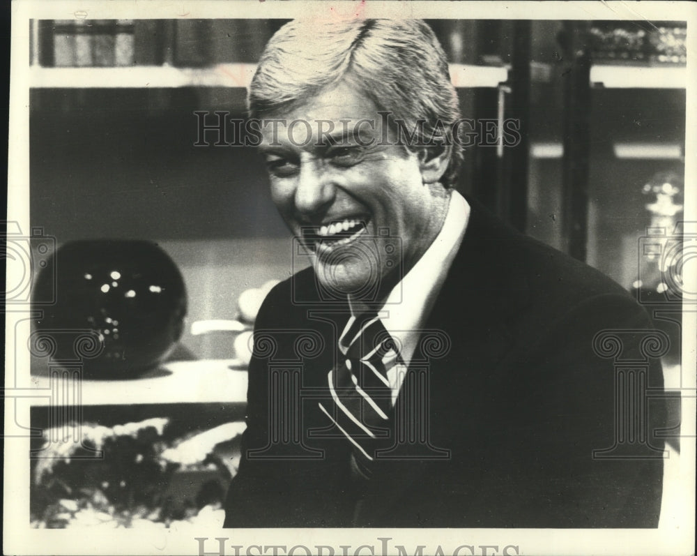 1975 Press Photo Dick Van Dyke stars in &quot;Van Dyke and Company&quot; TV special- Historic Images