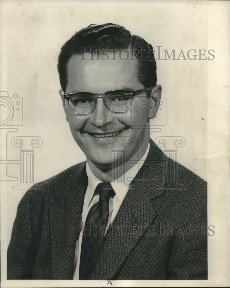 1956 Press Photo Tom Shanahan - mjc24933