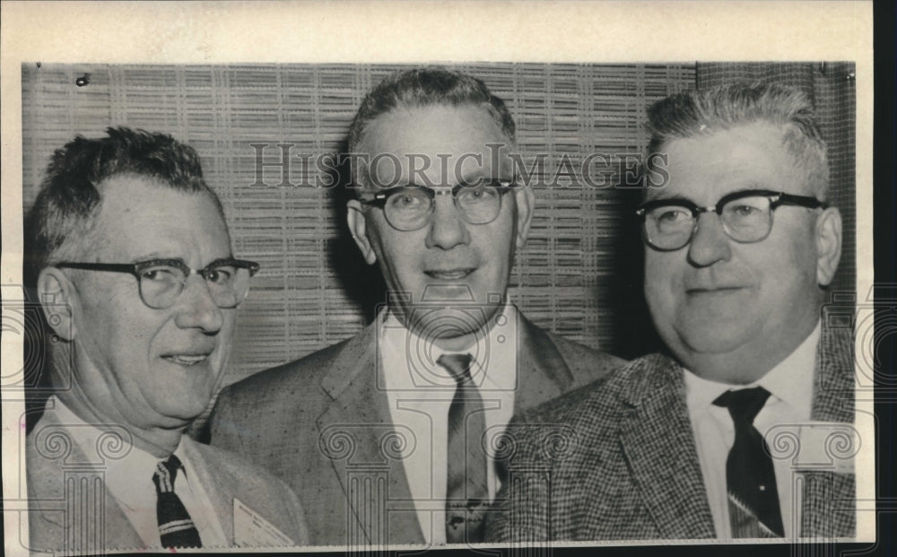 1960 Press Photo Officers Of Wisconsin Sheriff&#39;s And Deputy Sheriff&#39;s Department- Historic Images