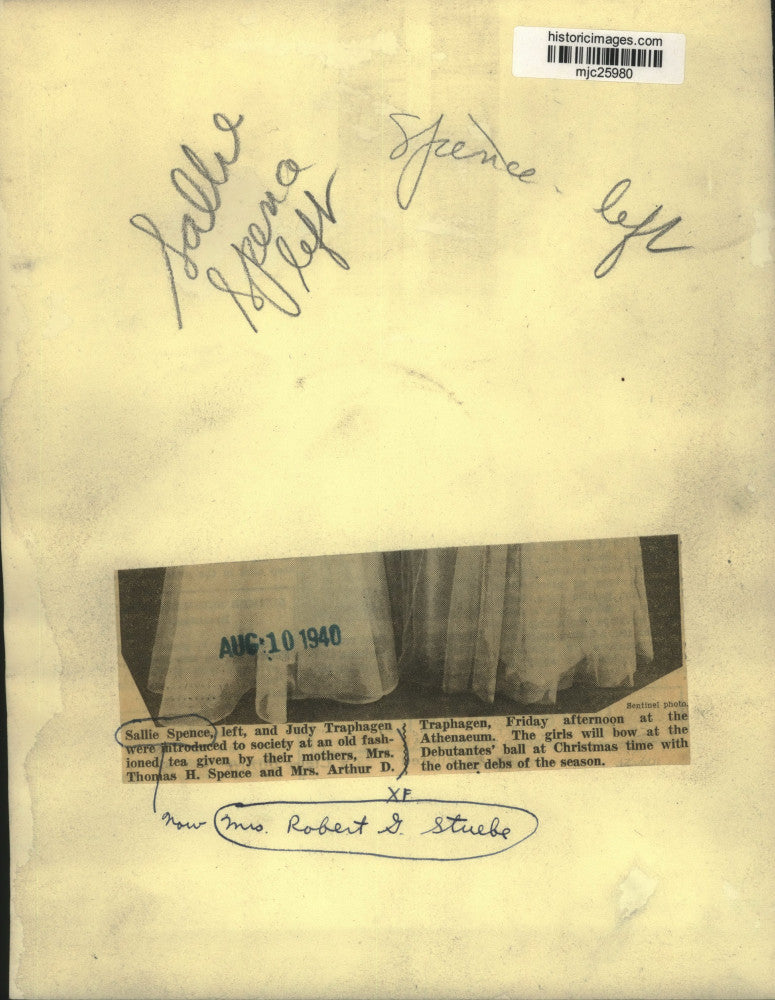 1940 Press Photo Sallie Spence, left, and Judy Traphagen introduced to society