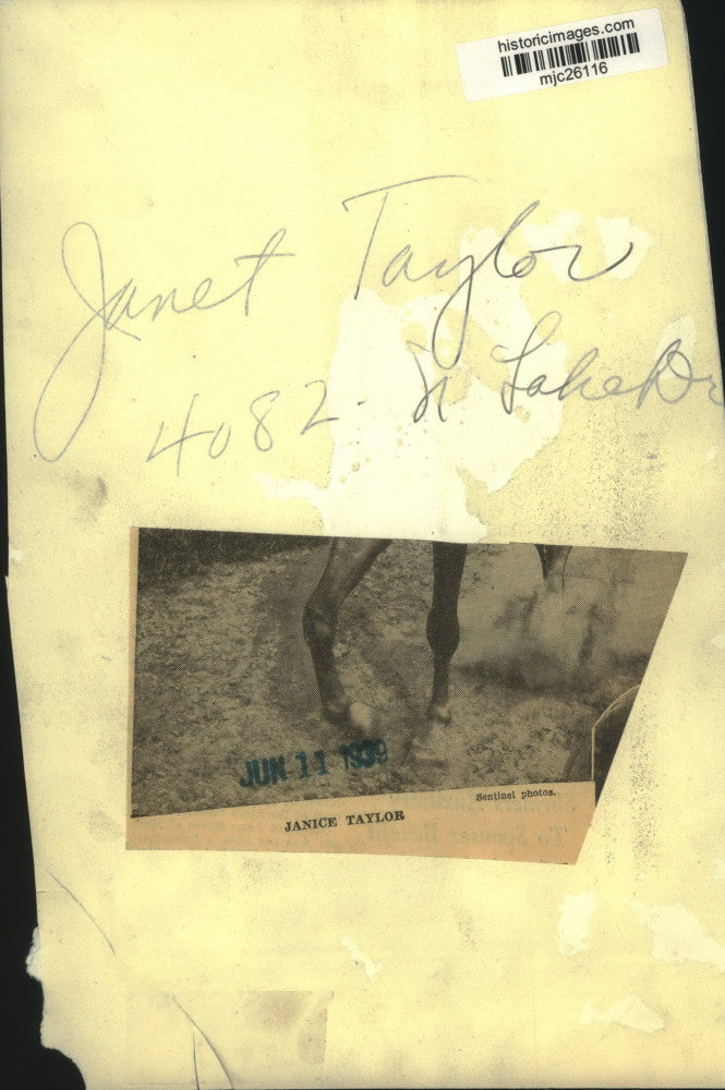 1939 Press Photo Janice Taylor riding a horse, Wisconsin - mjc26116