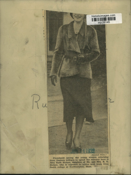 1932 Press Photo Miss Ruth Stotzer returning home from Smith College