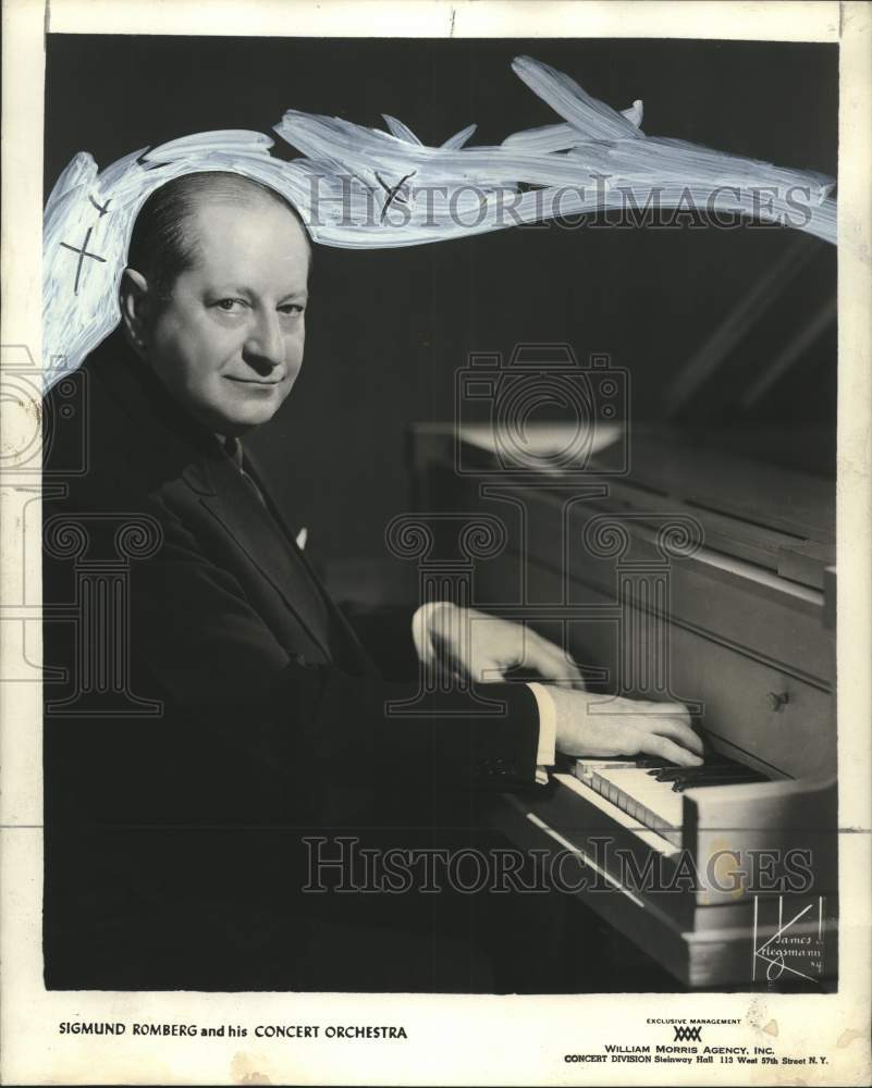 1945 Press Photo Sigmund Romberg and his Concert Orchestra - mjc26325- Historic Images