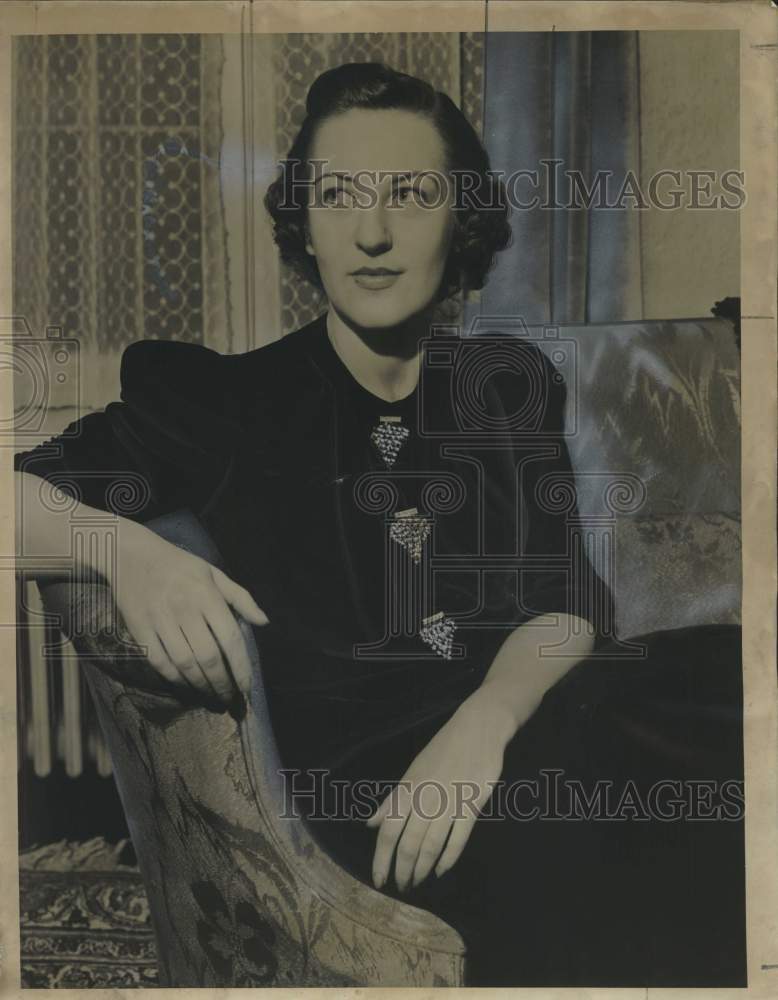 1938 Press Photo Anita Laacke of Milwaukee - mjc26595