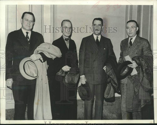 1955 Press Photo Joseph Pulitzer, editor of St. Louis Post-Dispatch & others- Historic Images