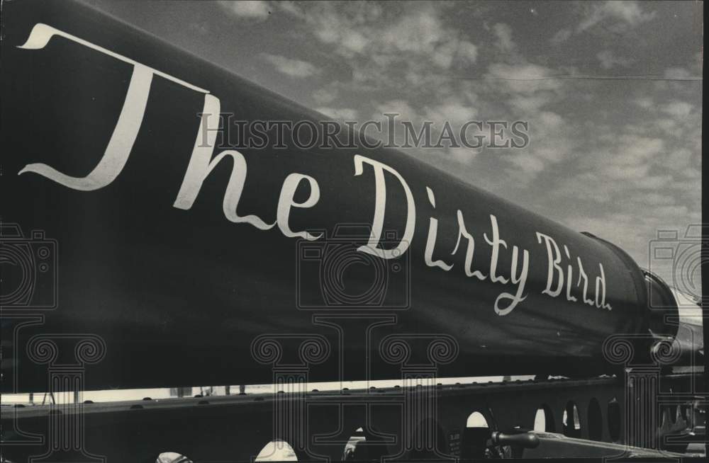 1955 Press Photo Nike missile with GI artwork &quot;The Dirty Bird&quot;, Milwaukee