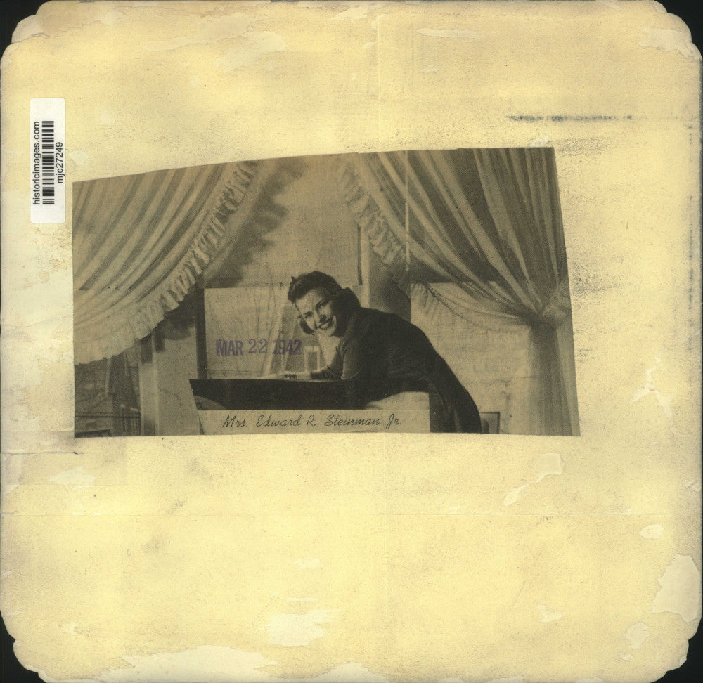 1942 Press Photo Mrs. Edward R. Steinman Jr. - mjc27249