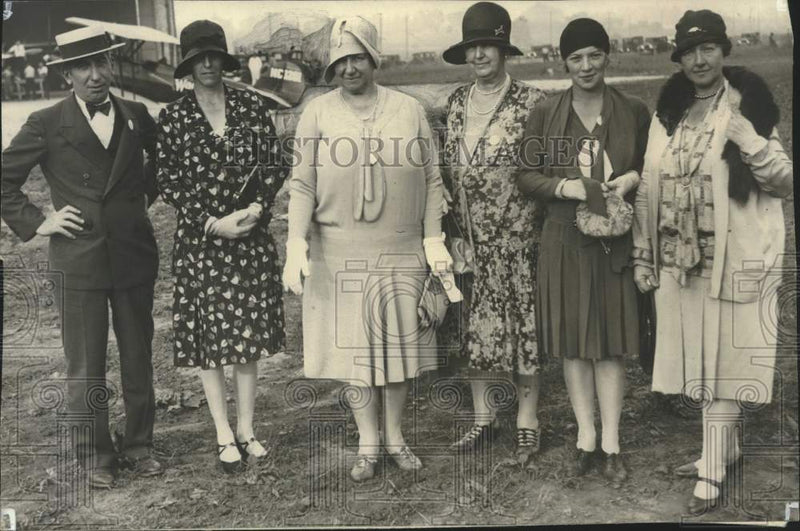 Load image into Gallery viewer, 1923 Press Photo Mrs. Clarence Rasmussen and others at Milwaukee county airport.
