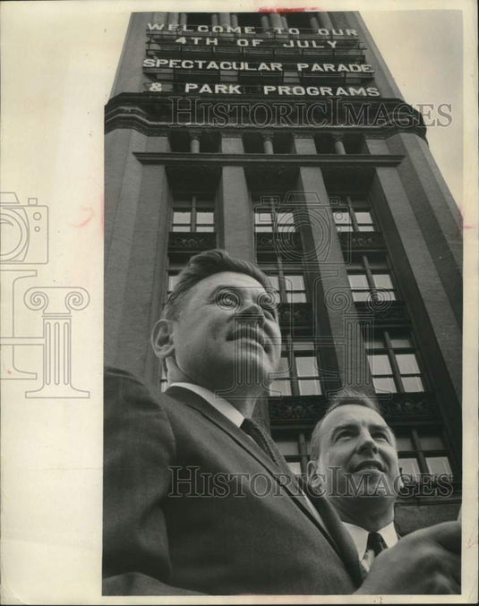 1967 Press Photo Mayor Maier and Astronaut James Lovell at City Hall Milwaukee- Historic Images