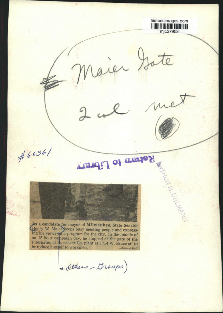 1960 Press Photo Henry Maier and other International Harvester Company Milwaukee