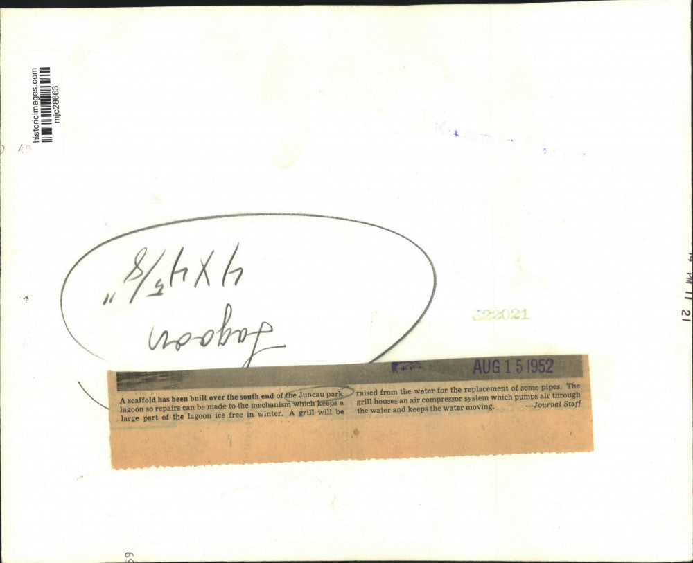 1952 Press Photo Scaffold for ice free mechanism repairs at Juneau Park lagoon