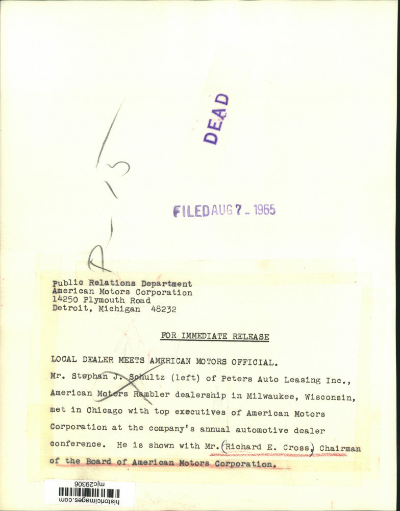 1965 Press Photo Richard E. Cross & other of American Motors Corporation