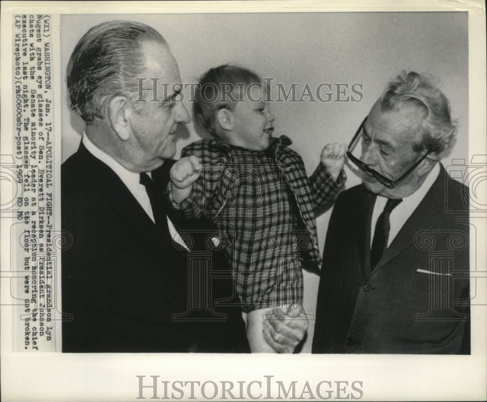 1969 Press Photo President Johnson holding his grandson, Lyn &amp; other, Washington- Historic Images