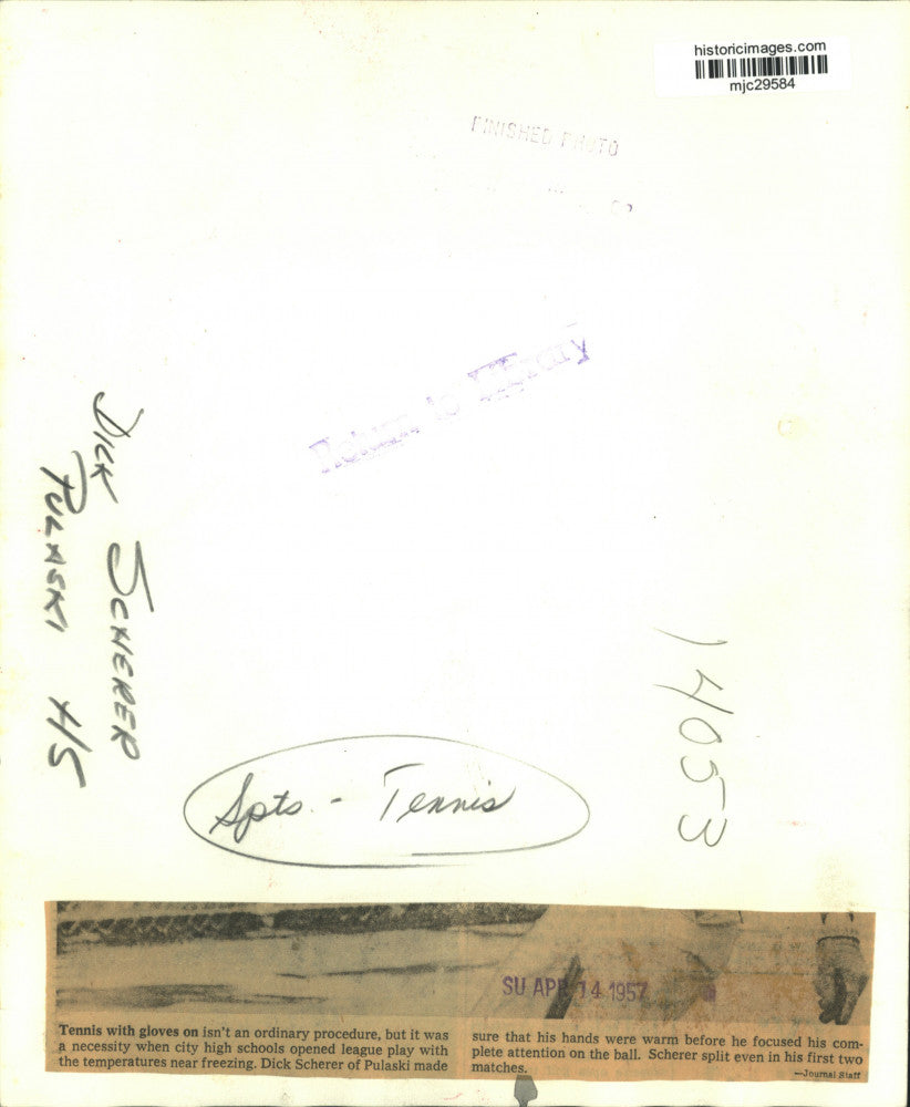 1957 Press Photo Dick Scherer of Pulaski High School wears gloves at tennis game