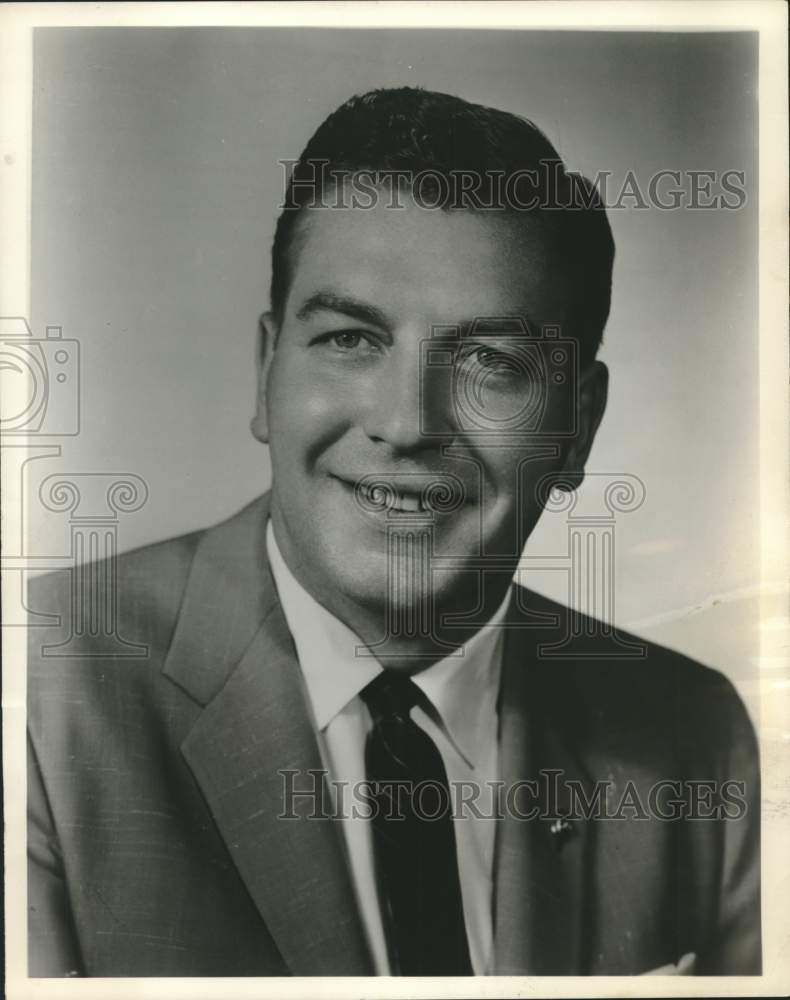 1963 Press Photo Bernard Strachota Vice President of WRIT Radio Milwaukee- Historic Images