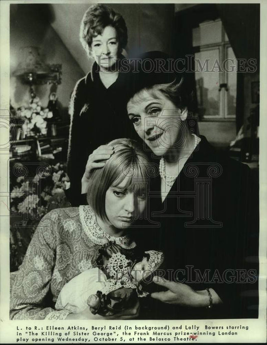 1966 Press Photo Beryl Reid & others in "The Killing of Sister George"- Historic Images