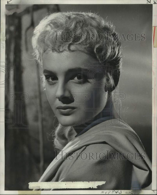 1954 Press Photo Actress Rossana Podesta in "Sunny Italian"- Historic Images