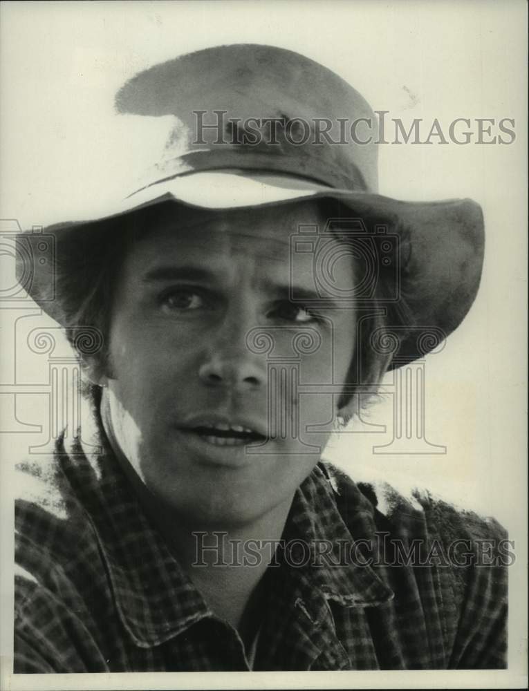 1973 Press Photo United States Actor Dack Rambo in CBS' "Dirty Sally"- Historic Images