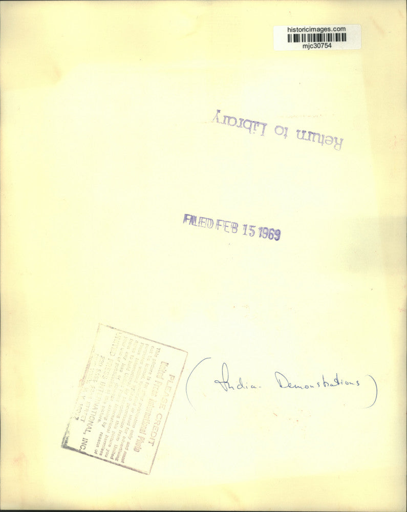 1969 Press Photo Communist supporters parade in Calcutta, India - mjc30754