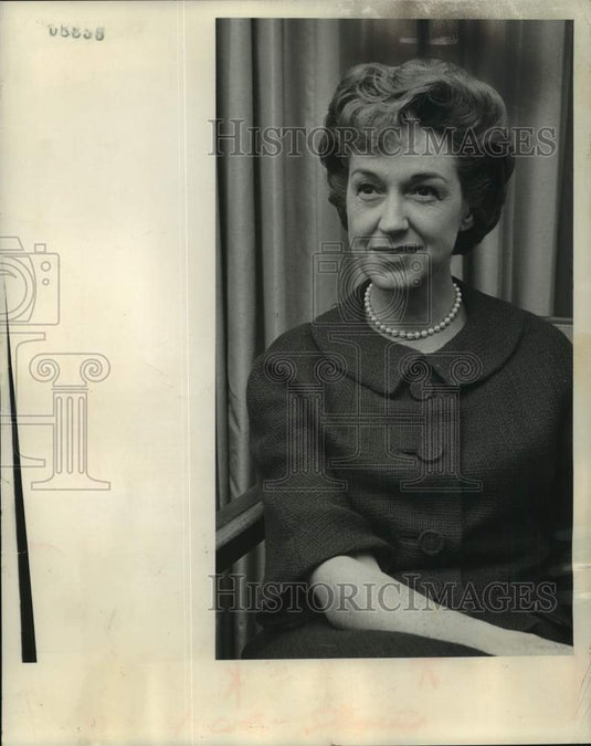1962 Press Photo Rise Stevens, Opera star & Nat'l Opera Metro general manager- Historic Images