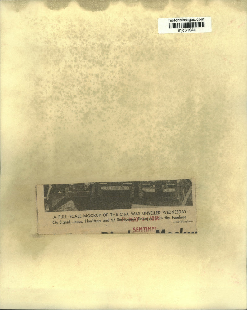 1966 Press Photo Lockheed C5A cargo airplane mockup unloads, Marietta, Georgia