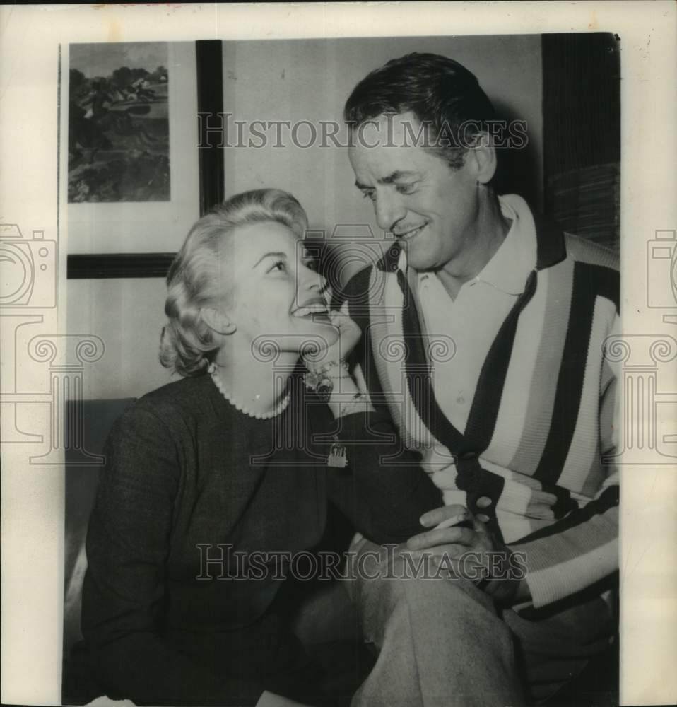 1960 Press Photo Singer Patti Page with her husband, Charles O&#39;Curran, Hollywood- Historic Images