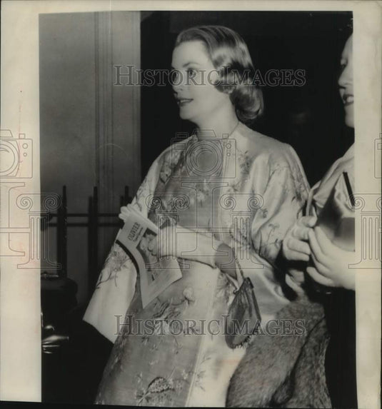 1957 Press Photo Princess Grace of Monaco at Westminster Theater in London- Historic Images