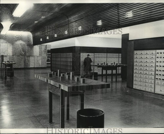 1968 Press Photo Lobby of new post office on West St. Paul Avenue, Milwaukee