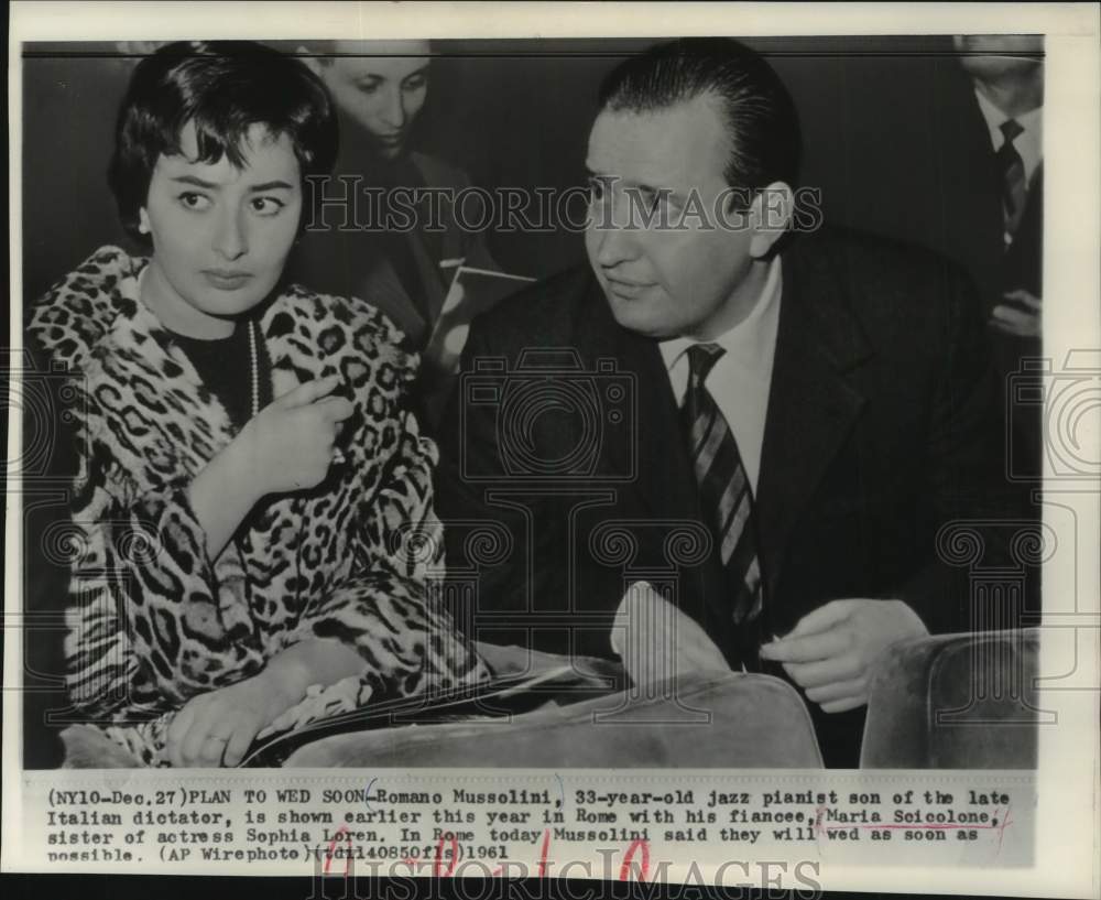 1961 Press Photo Romano Mussolini and fiancee Maria Scicolone in Rome.