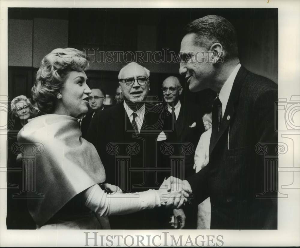 1961 Press Photo Mezzosoprano Rise Stevens met Mr. Upton after performance.- Historic Images