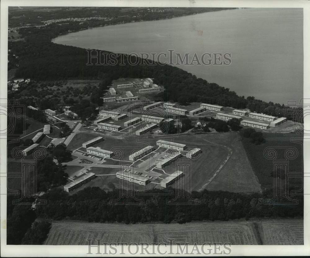1959 Press Photo aerial view of apartment Dormitories at University of Wisconsin