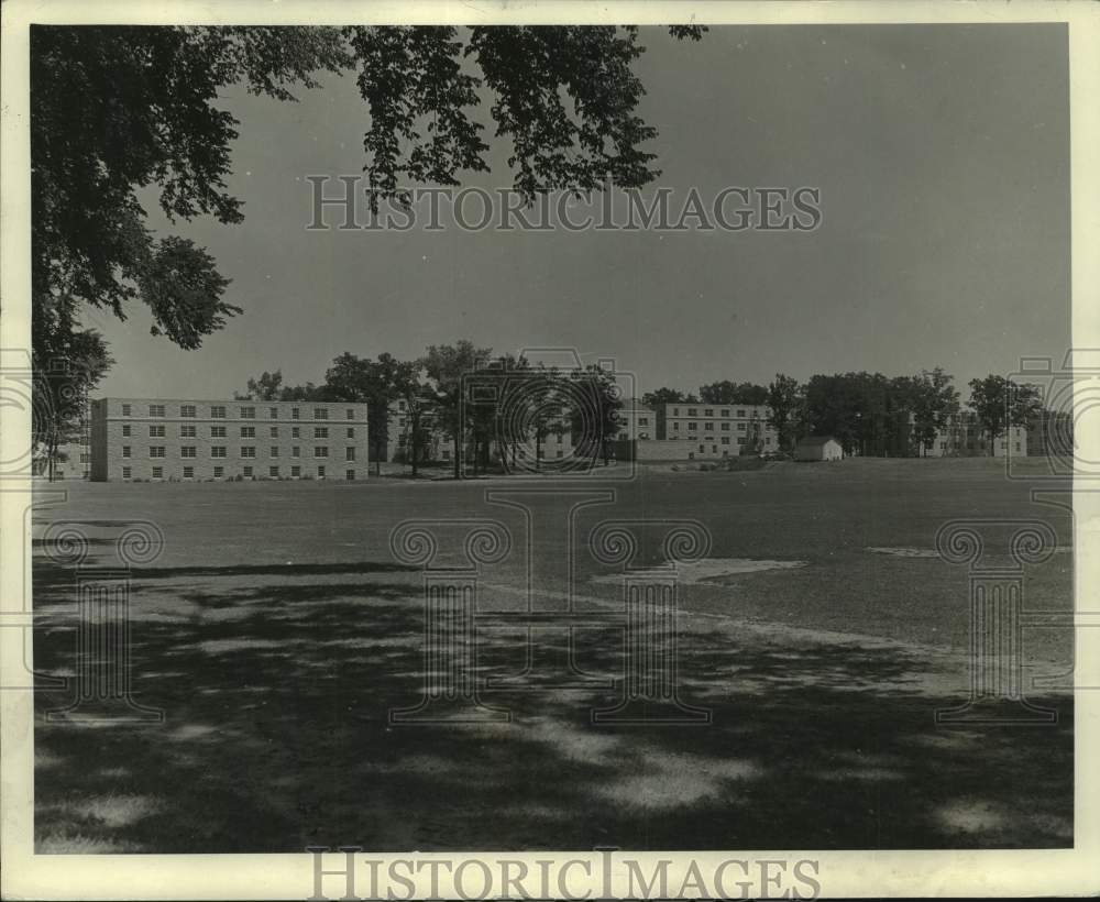 1940 Press Photo University of Wisconsin new dormitories for men - mjc33530