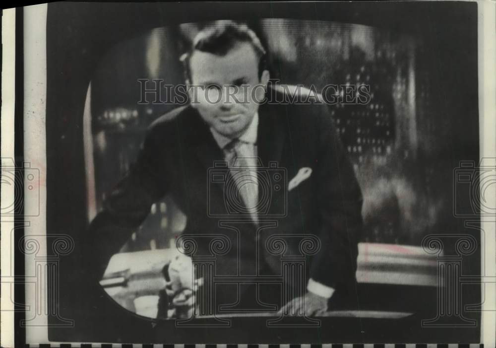 1960 Press Photo Jack Paar as he got up to leave his show - mjc33540- Historic Images