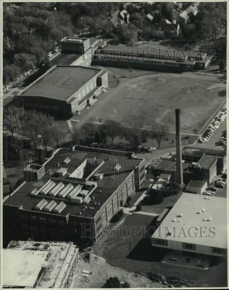 1961 Press Photo aerial view of University of Wisconsin-Eau Claire campus, WI- Historic Images