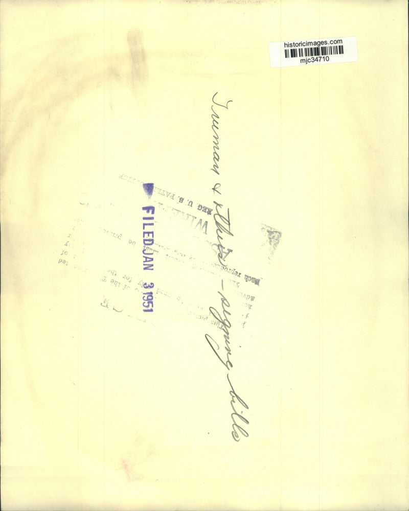 1950 Press Photo President Truman and others sign Anti-Monopoly Bill, Washington