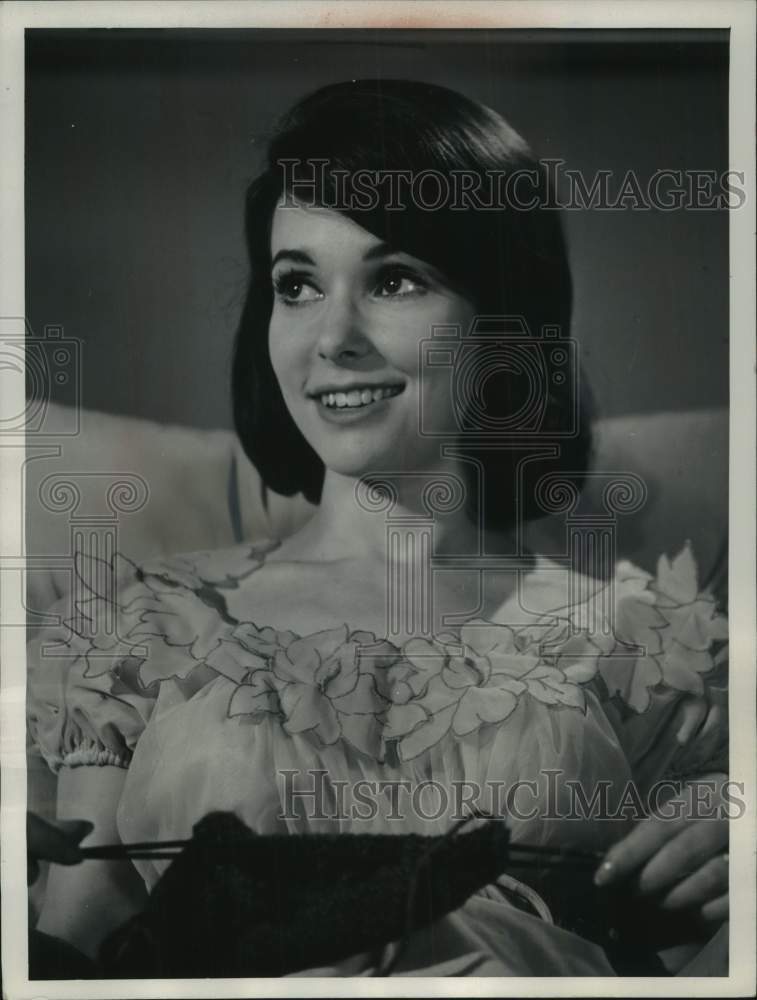 1963 Press Photo Portrait of actress Susan Strasberg. - mjc34760- Historic Images