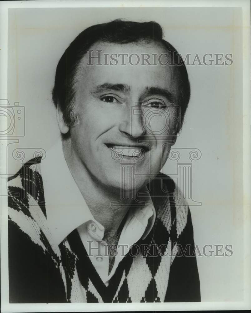 1977 Press Photo United States comedian and actor Dick Martin - mjc34902- Historic Images