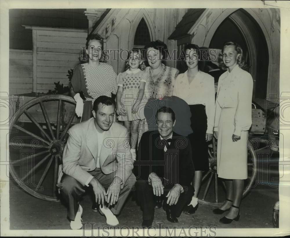 1956 Press Photo Comedian Joe E. Brown and family - mjc35260- Historic Images