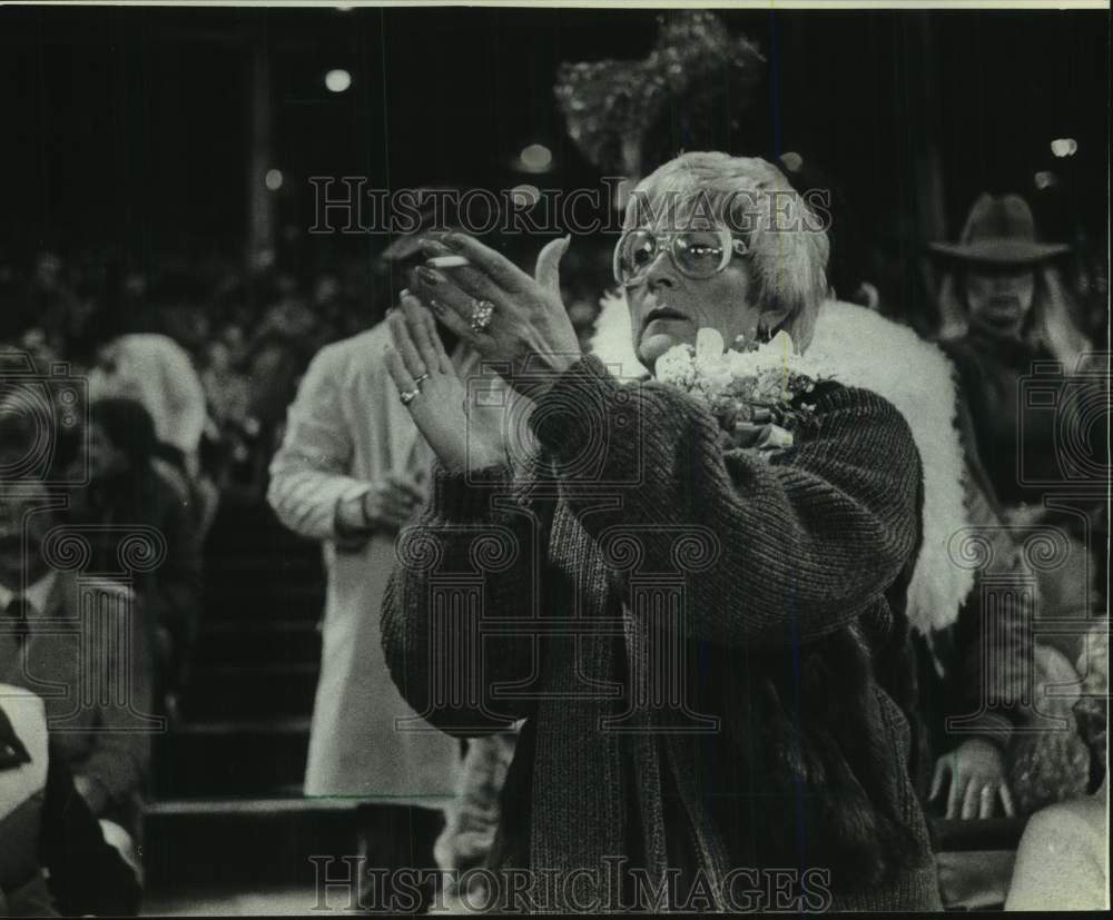 1982 Press Photo Audrey Kuenn, wife of manager Harvey Kuenn. - mjc35594- Historic Images