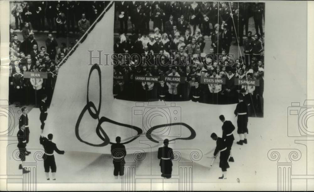 1968 Press Photo Winter Olympic Games at Grenoble, France brought to a close