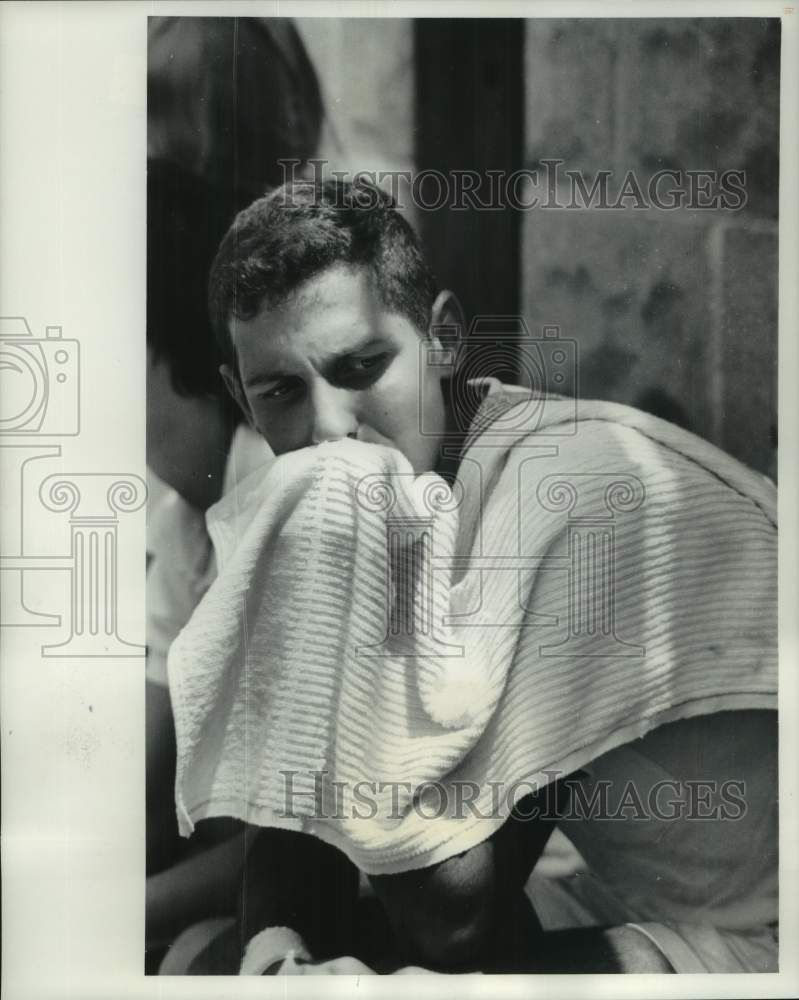 1964 Press Photo Dale Cibulka sweats during Journal state journal tennis tourney- Historic Images