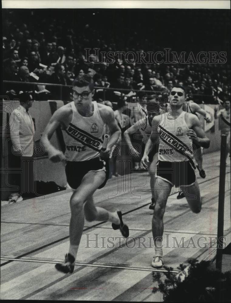 1965 Press Photo Whitewater&#39;s Geoff Abbott And Jim Ganoung In Track Relay Event- Historic Images