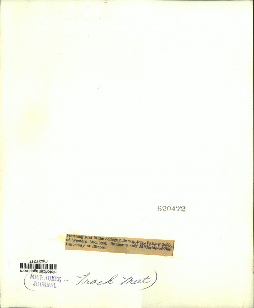 1962 Press Photo College runners compete in Milwaukee Journal track meet.