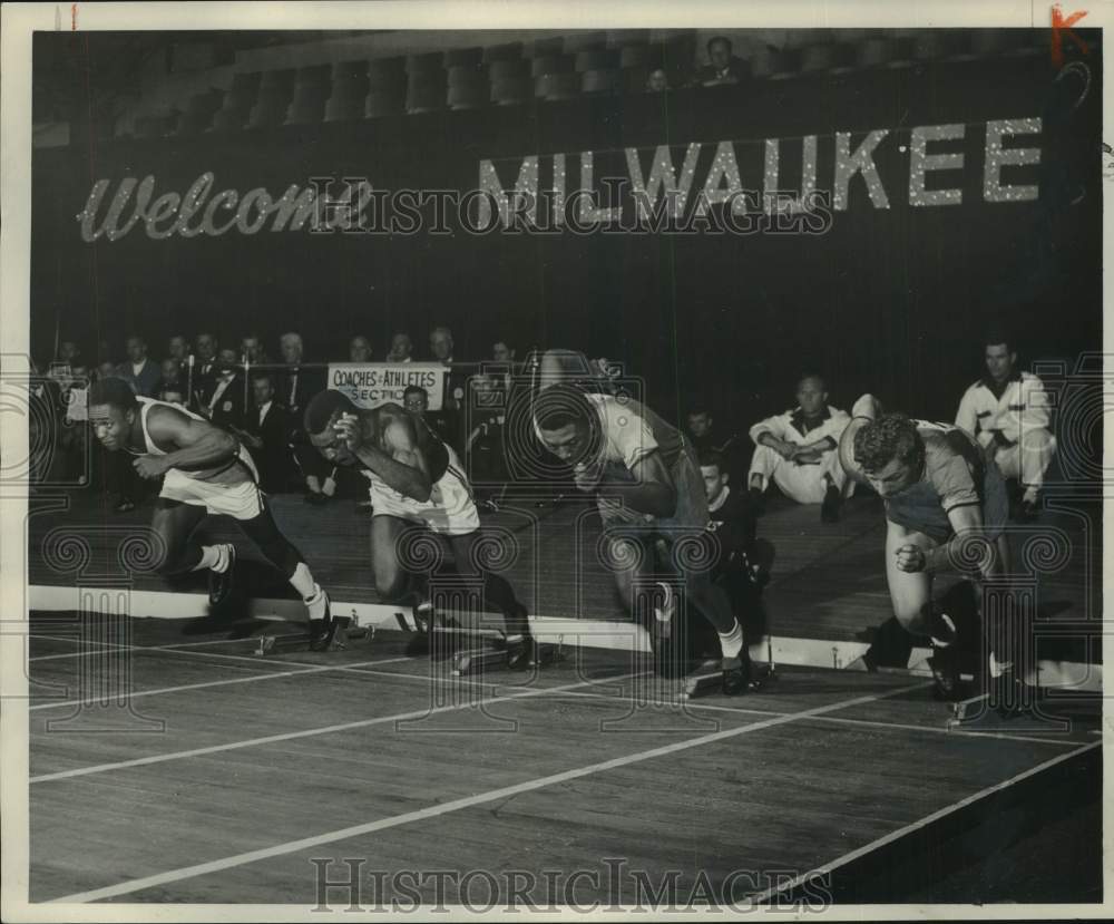 1952 Press Photo Runners at the Milwaukee Journal track meet - mjc37256- Historic Images