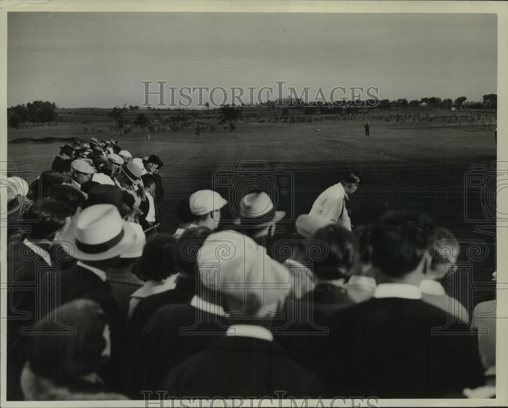 1935 Press Photo Doc Treacy at Golf School, Brown Deer, Wisconsin - mjc37368- Historic Images