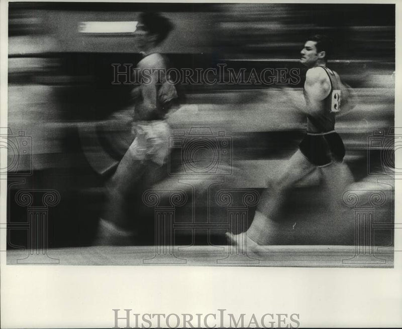 Load image into Gallery viewer, 1969 Press Photo Runners at high speed during Milwaukee Journal Track Meet.
